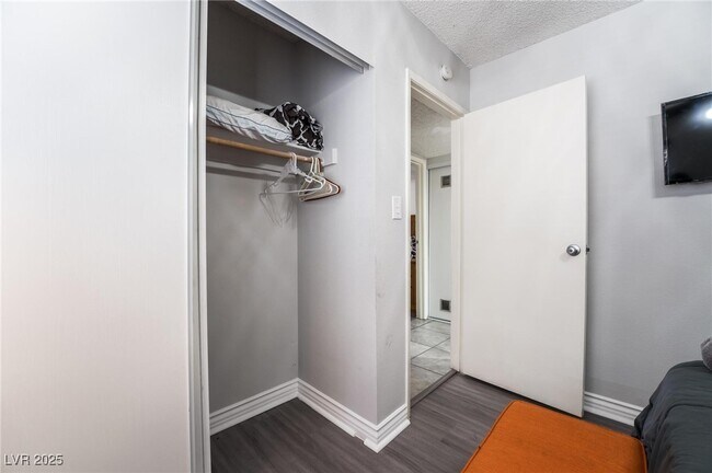 property at 6467 W Pawlow Ave