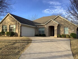 515 Cool Meadow Ct in Desoto, TX - Building Photo