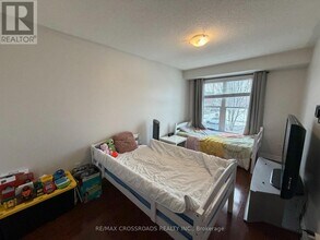 2709 Bur Oak Ave in Markham, ON - Building Photo - Building Photo