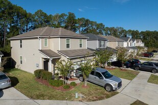 Silver Creek Crossing in Jacksonville, FL - Building Photo
