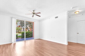 3110 Myrtlewood Cir E in Palm Beach Gardens, FL - Building Photo - Building Photo