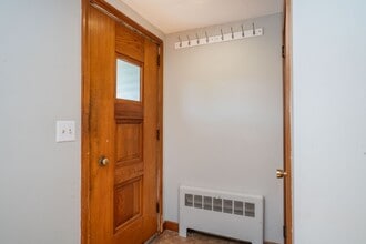 30 Westgate St in West Hartford, CT - Building Photo - Building Photo