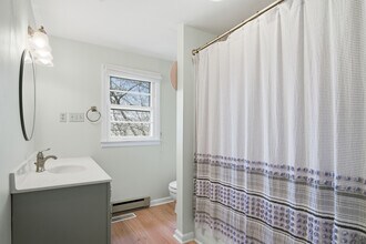 1005 Redbud Rd in Blacksburg, VA - Building Photo - Building Photo