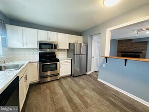 406 Barrington Ct in Palmyra, PA - Building Photo - Building Photo