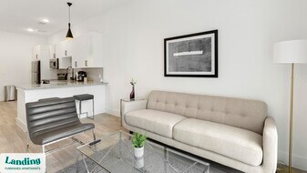 650 E Sycamore St in Denton, TX - Building Photo