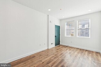 415 W York St in Philadelphia, PA - Building Photo - Building Photo