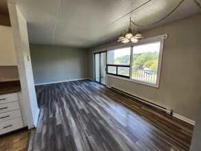 411 Ellerdale St in Saint John, NB - Building Photo - Building Photo