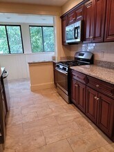 7 Lewis Rd, Unit 2 in Winchester, MA - Building Photo - Building Photo