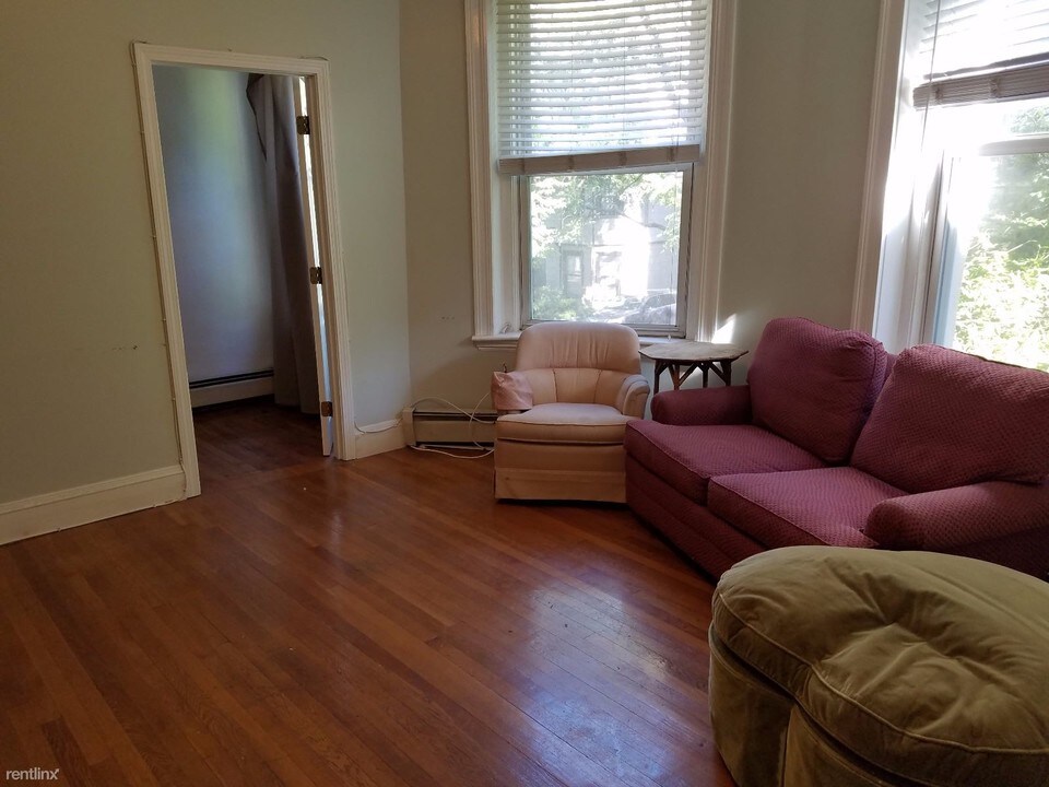 19 University Rd-Unit -# 17HV in Brookline, MA - Building Photo