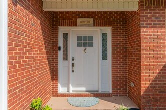 1729 Wren Way in Niceville, FL - Building Photo - Building Photo