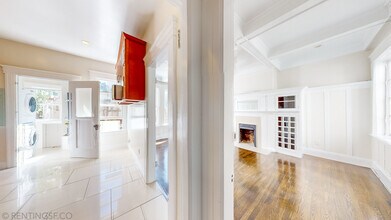 1238 Leavenworth St in San Francisco, CA - Building Photo - Building Photo