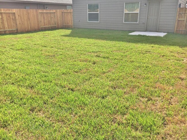 property at 5418 Aranas Ln