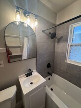 1824 N Warren Ave in Milwaukee, WI - Building Photo - Building Photo