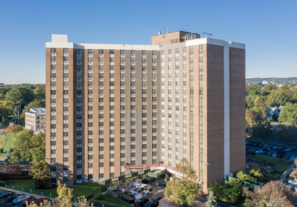 Norman Towers in East Orange, NJ - Building Photo