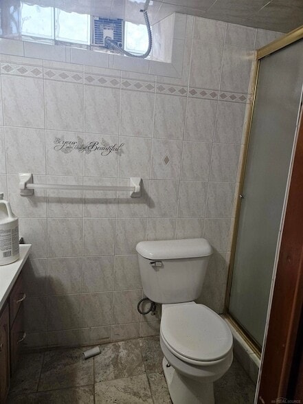 21725 Audrey Ave in Warren, MI - Foto de edificio - Building Photo