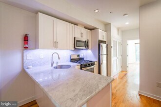 1642 N Marshall St in Philadelphia, PA - Building Photo - Building Photo