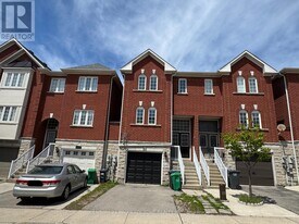 723 Horning St in Mississauga, ON - Building Photo