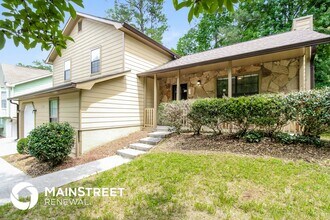 1320 Howard Way in Lawrenceville, GA - Foto de edificio - Building Photo