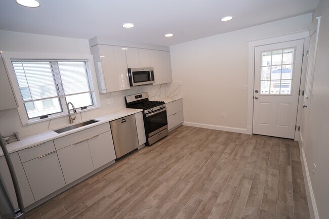 59 Walnut St, Unit 59 Walnut in Watertown, MA - Building Photo - Building Photo