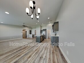 7224 Hamden Ave in Idaho Falls, ID - Building Photo - Building Photo