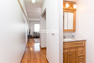 1110 Commonwealth Ave, Unit 616 in Boston, MA - Foto de edificio - Building Photo