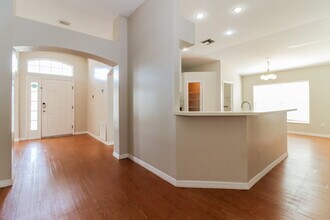 1702 Erin Brooke Dr in Valrico, FL - Building Photo - Building Photo