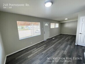 248 Perthshire Rd in St. Louis, MO - Building Photo - Building Photo