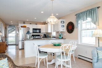 790 York St, Unit 3 in York, ME - Building Photo - Building Photo