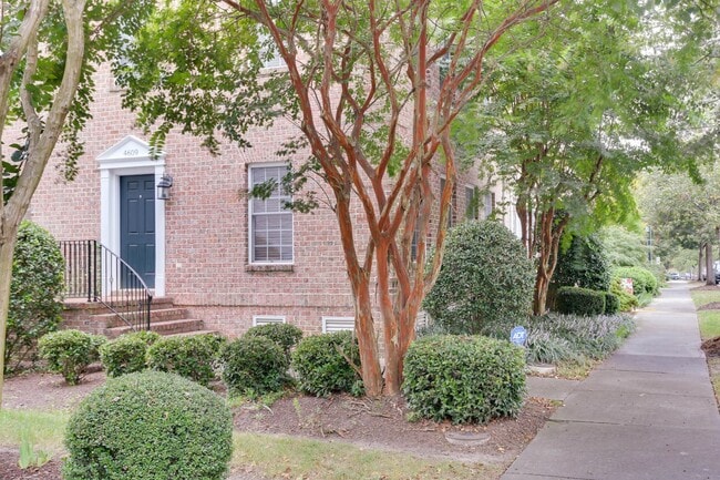 property at 4609 Town Creek Dr