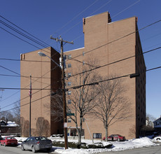 Park West Apartments in Providence, RI - Building Photo - Building Photo