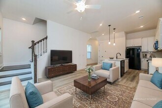 4275 O'Hear Ave in North Charleston, SC - Building Photo - Building Photo