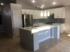 3729 Discovery Creek Ave in North Las Vegas, NV - Building Photo - Building Photo