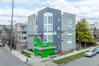 800 NE 64th St in Seattle, WA - Foto de edificio - Building Photo