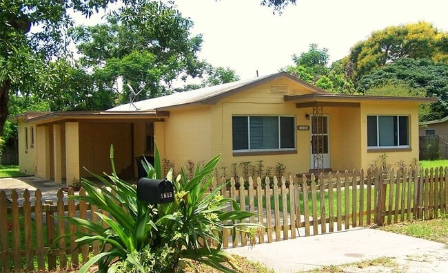 1615 Crocker Ave in Orlando, FL - Building Photo - Building Photo