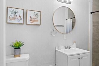 3602 E Genesee St, Unit SI ID1244340P in Tampa, FL - Building Photo - Building Photo