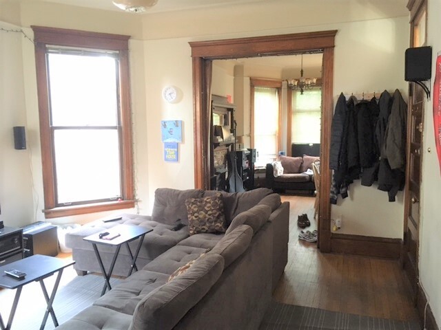 3218 N Seminary Ave in Chicago, IL - Building Photo - Building Photo