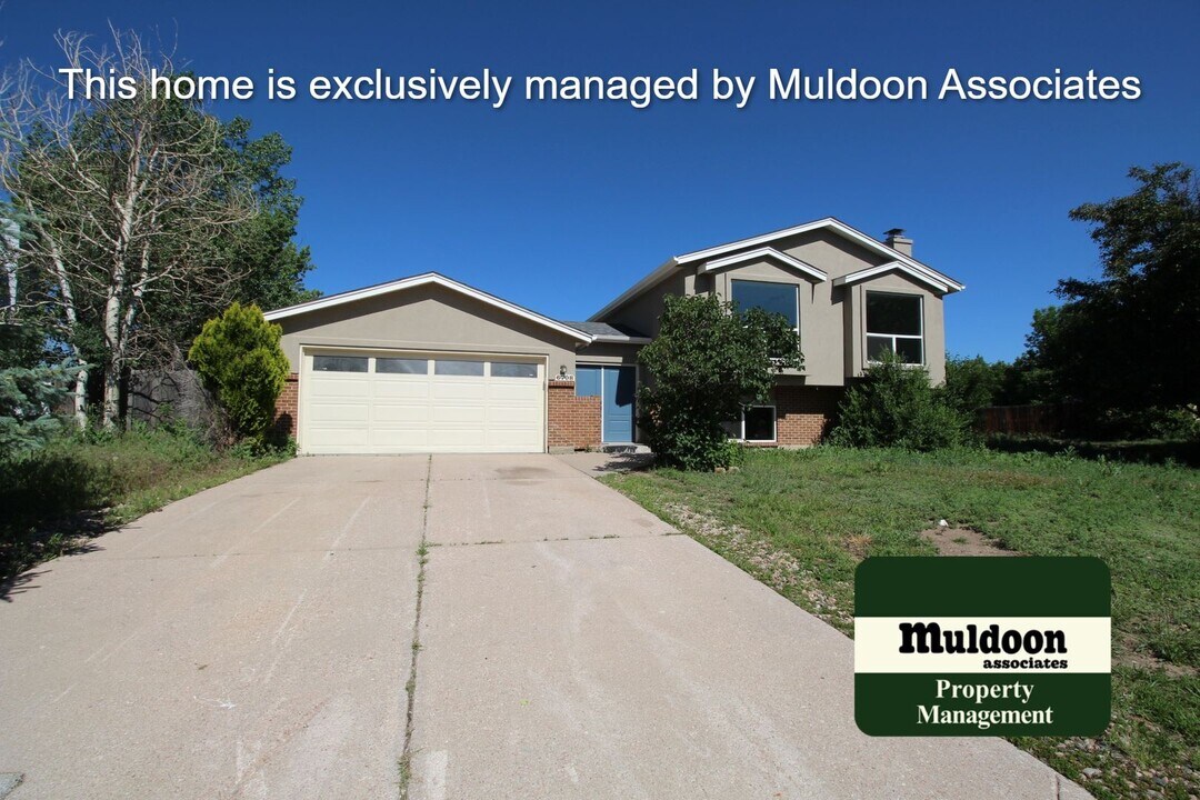 6708 Fredrick Dr in Colorado Springs, CO - Building Photo