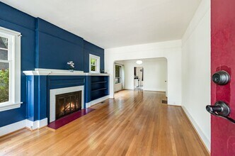 3639 Densmore Ave N in Seattle, WA - Building Photo - Building Photo