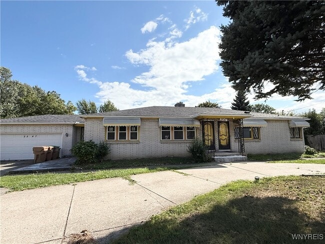 property at 2547 William St