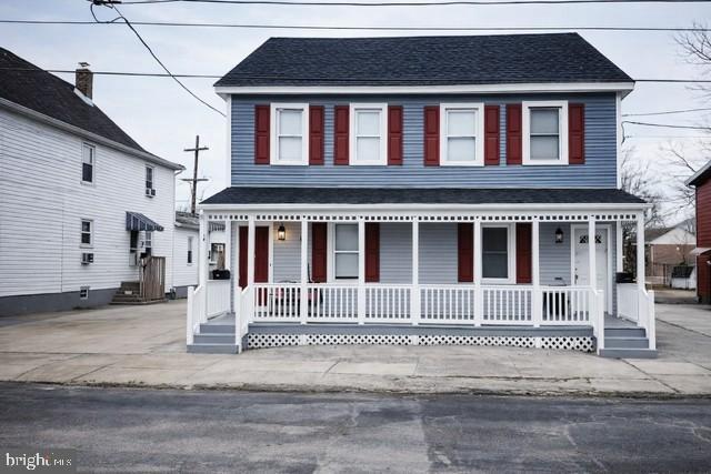 property at 84 Carpenter St