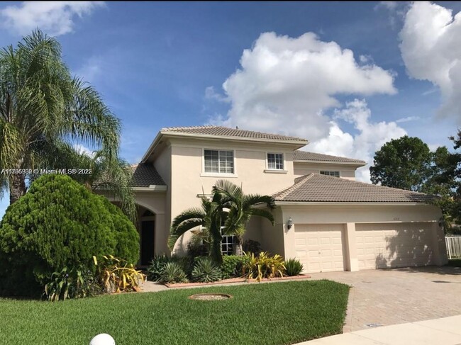 6105 SW 192nd Ave in Fort Lauderdale, FL - Building Photo - Building Photo