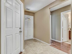 5803 Kenwood in Missouri City, TX - Building Photo - Building Photo
