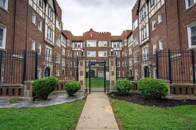 property at 1141 E 79th Pl