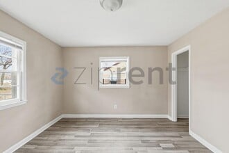 1108 Walnut St in Burlington, NC - Building Photo - Building Photo