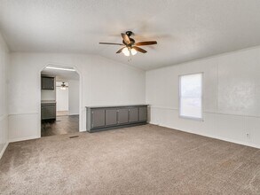 7741 142nd St in Noble, OK - Building Photo - Building Photo