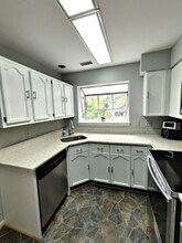 2614 S Arlington Mill Dr in Arlington, VA - Building Photo - Building Photo