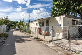 Palm Lakes Mobile Home Park in Miami, FL - Building Photo - Building Photo