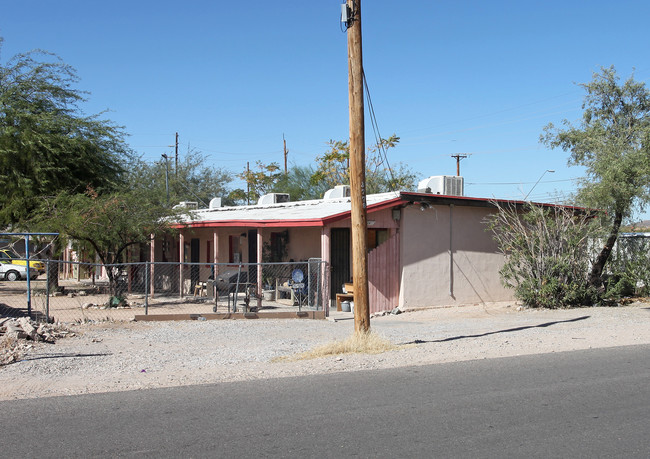 421 E President St in Tucson, AZ - Foto de edificio - Building Photo