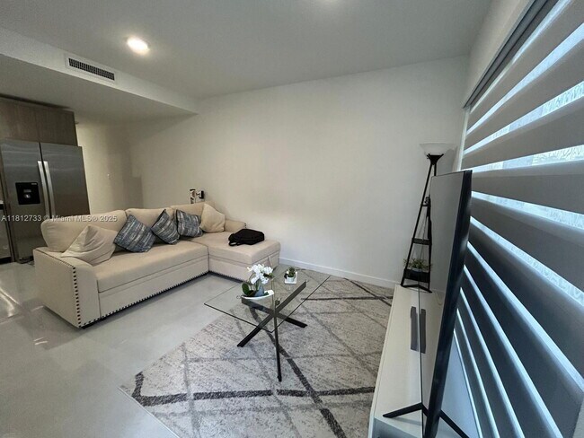 26109 SW 145th Ave in Homestead, FL - Building Photo - Building Photo