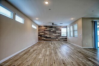 3364 Caldora Ln in Henderson, NV - Building Photo - Building Photo
